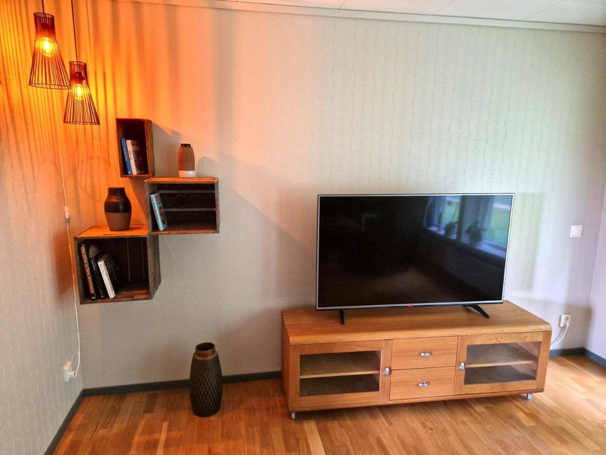 Lantlig Villa Utanfoer Uppsala Alunda Екстер'єр фото